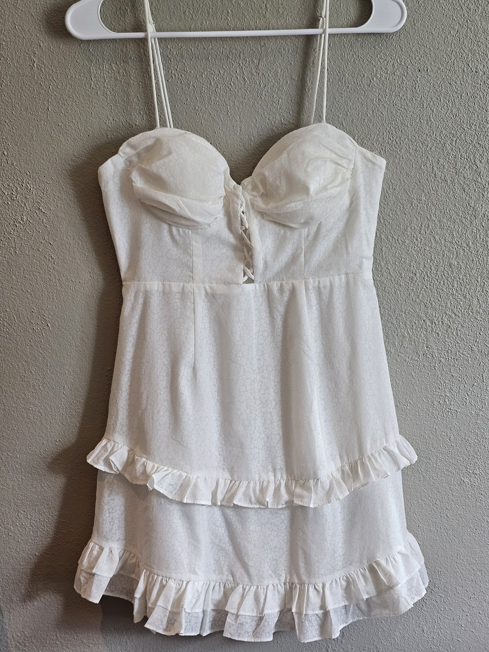 Saints + Secrets Women’s M White Floral Ruffled Tiered Mini Cotton Boho Dress